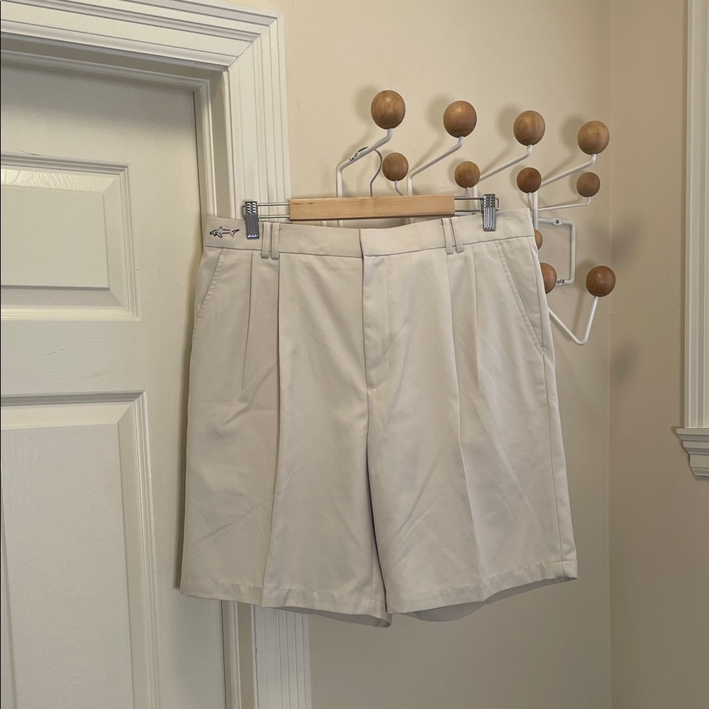 Greg Norman - Classic Performance Golf Shorts - Cream - 36